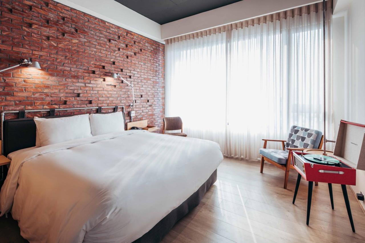 U.I.J Hotel & Hostel Tainan Eksteriør bilde