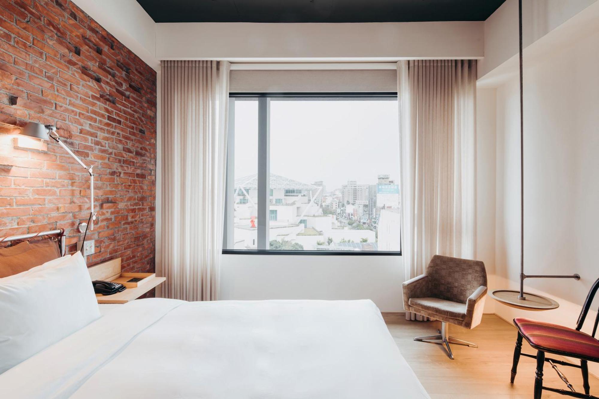 U.I.J Hotel & Hostel Tainan Eksteriør bilde