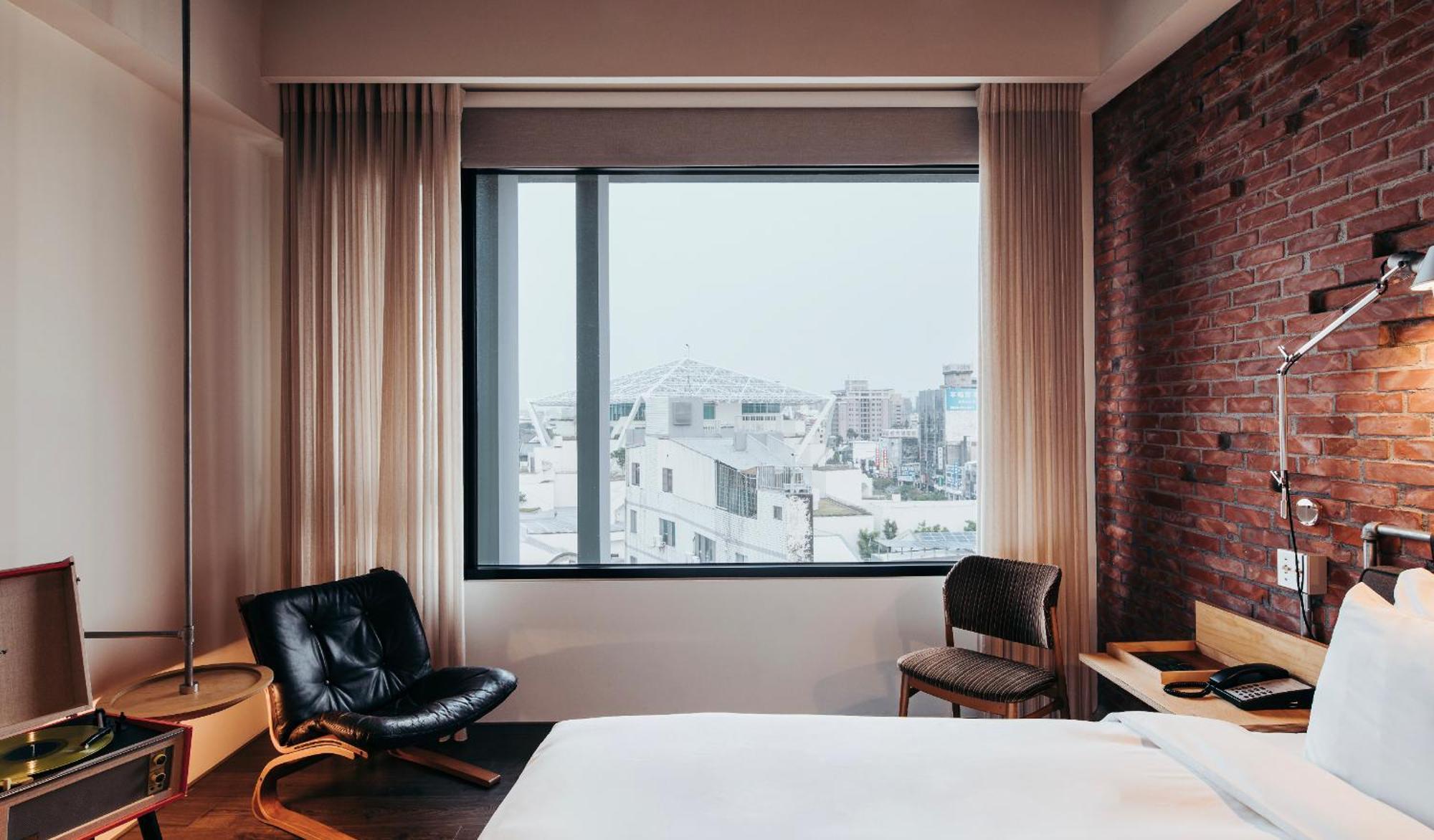 U.I.J Hotel & Hostel Tainan Eksteriør bilde